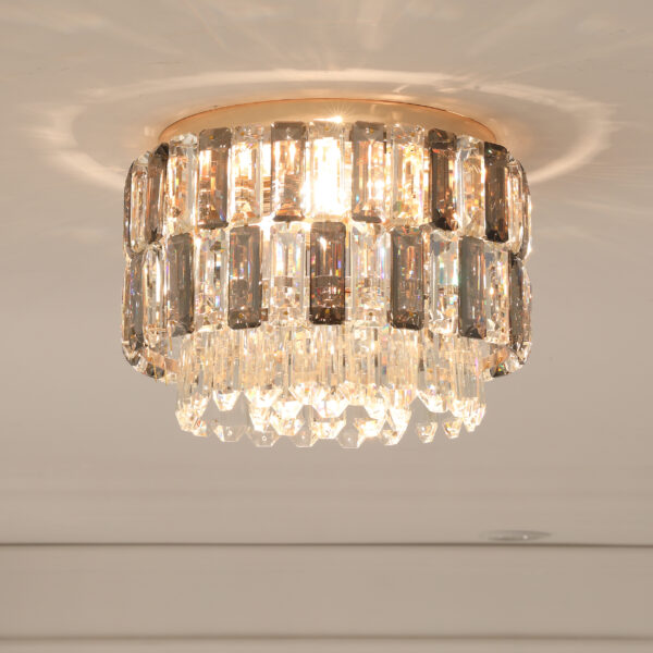 Valtira 3 Lights Gold Chandelier